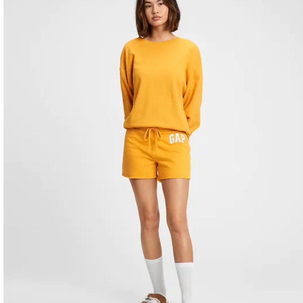 XS GAP LOGO FLEECE SHORTS